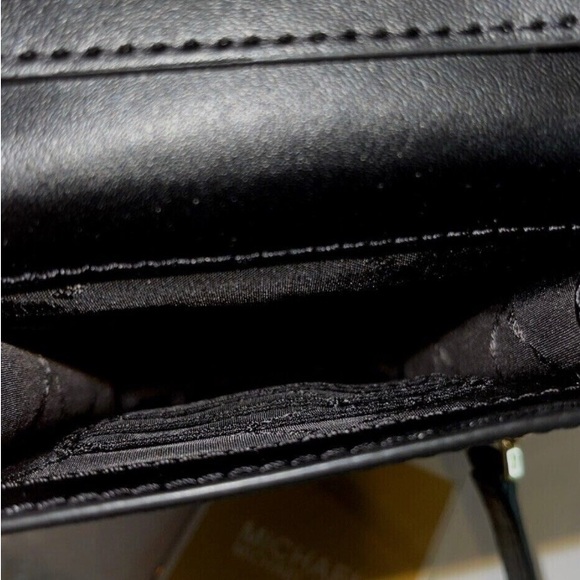 💯 Michael Kors Carmen phonebag - Picture 4 of 7